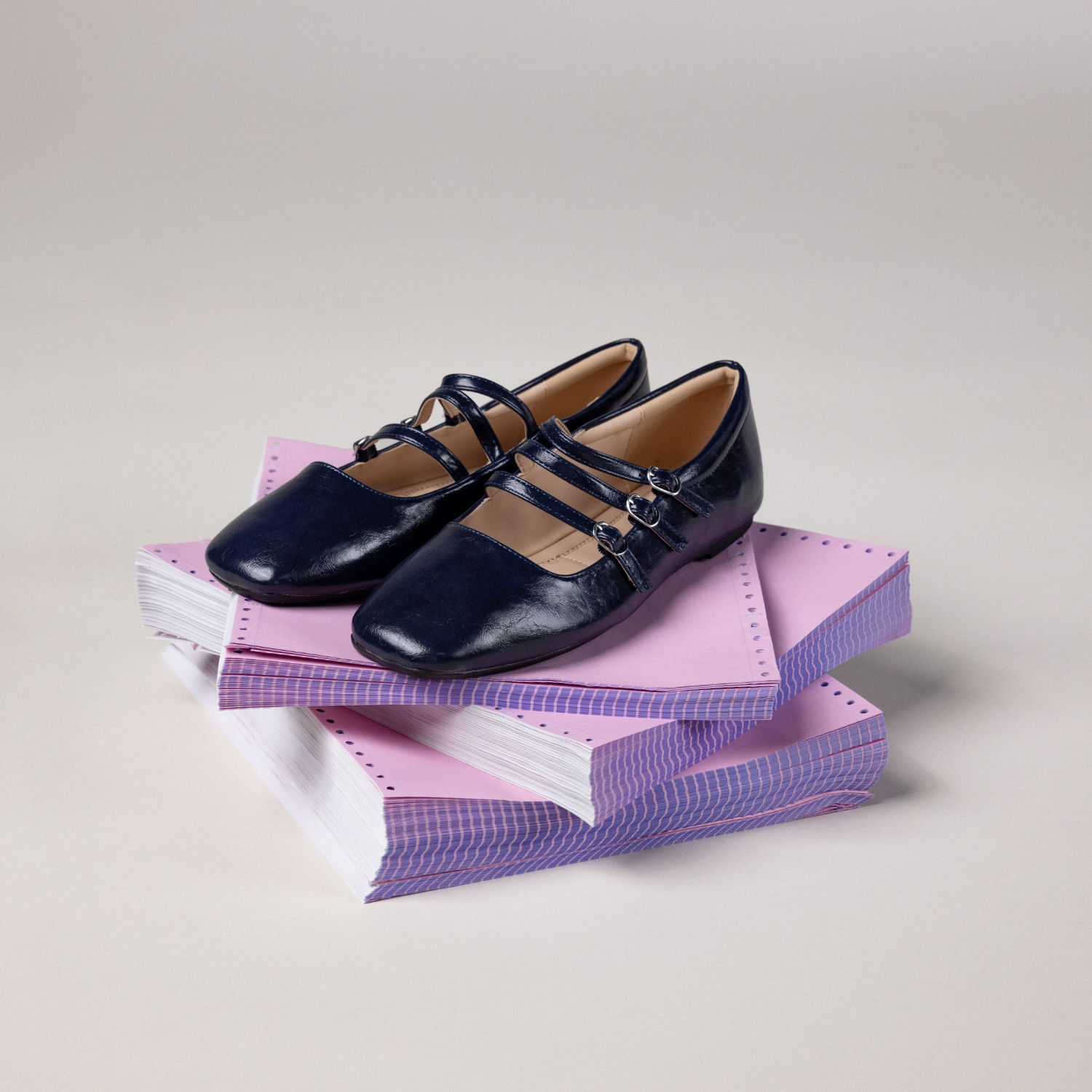 DARLIN STATEMENT FLATS IN WIDE - Crinkle Navy