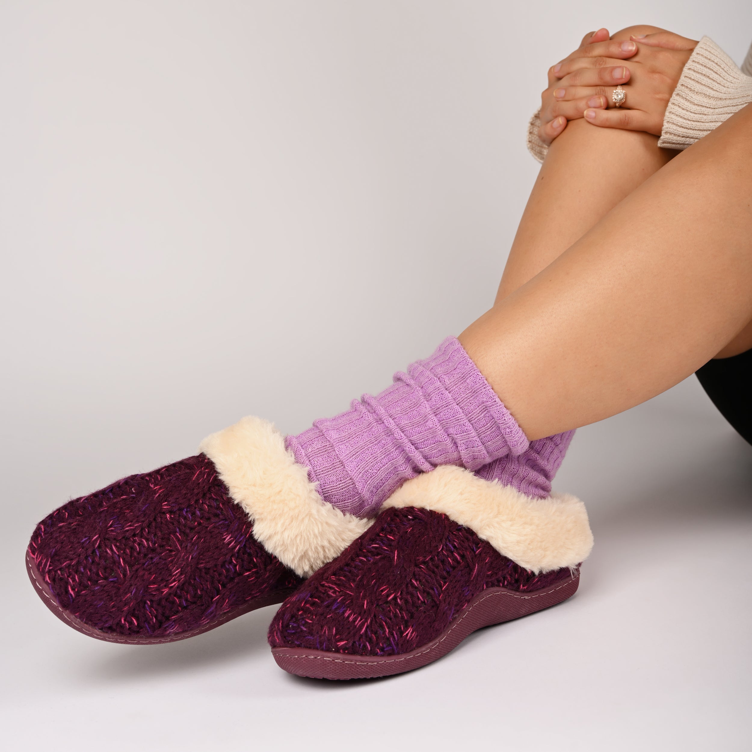 ADIAH SLIPPERS IN SWEATER CABLE KNIT