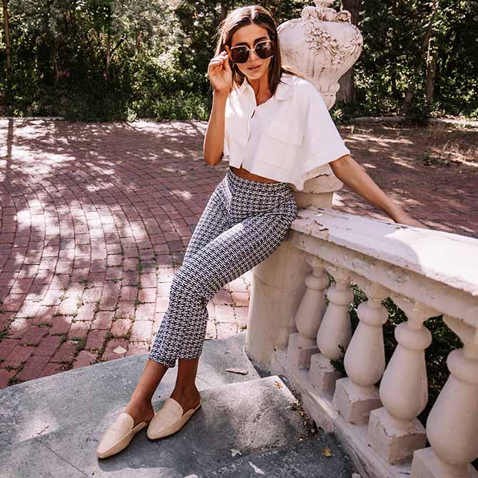 AKZA MULED LOAFER FLATS IN WIDE - Beige Weave