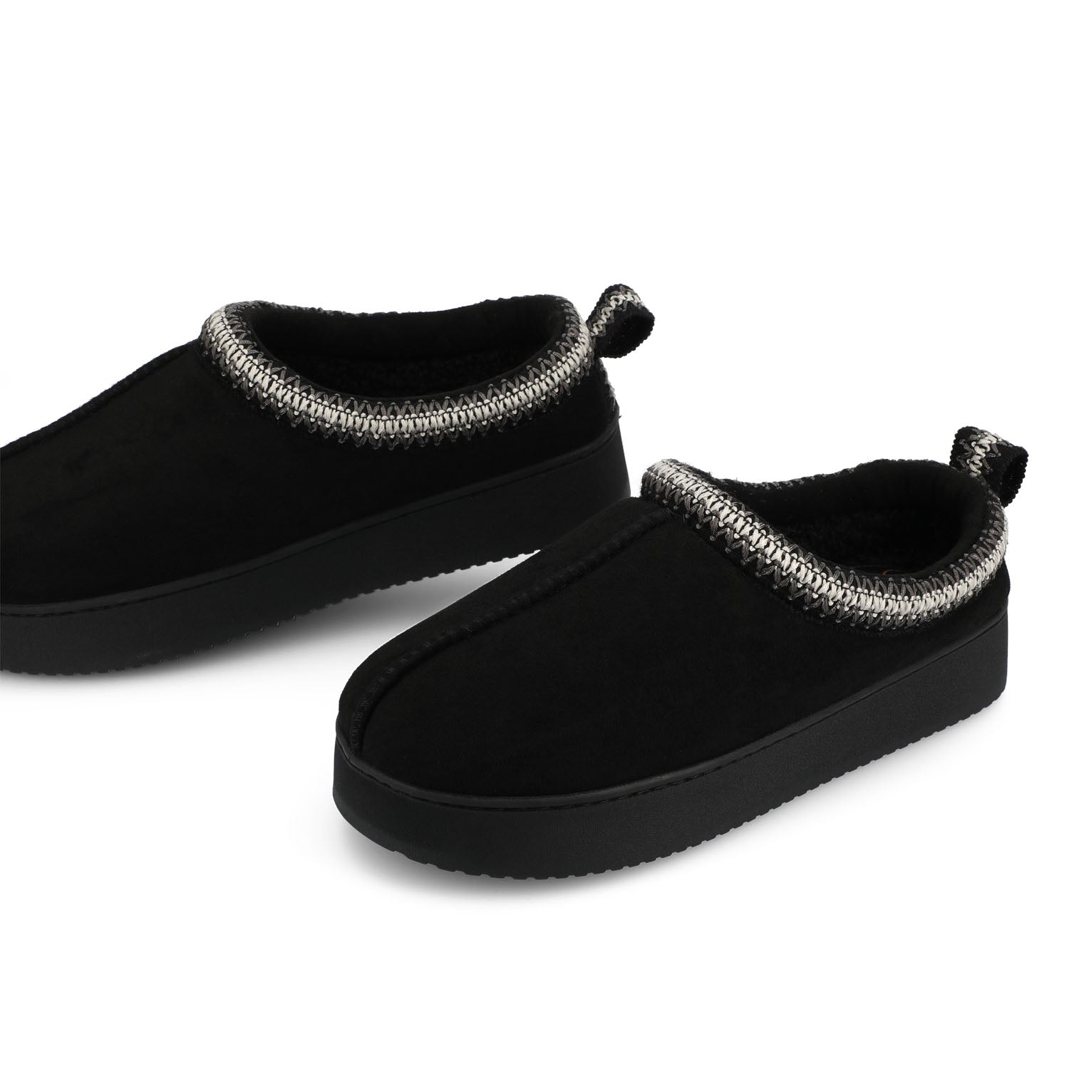 CONNWAY SLIPPERS IN FAUX SUEDE - Black Faux Suede