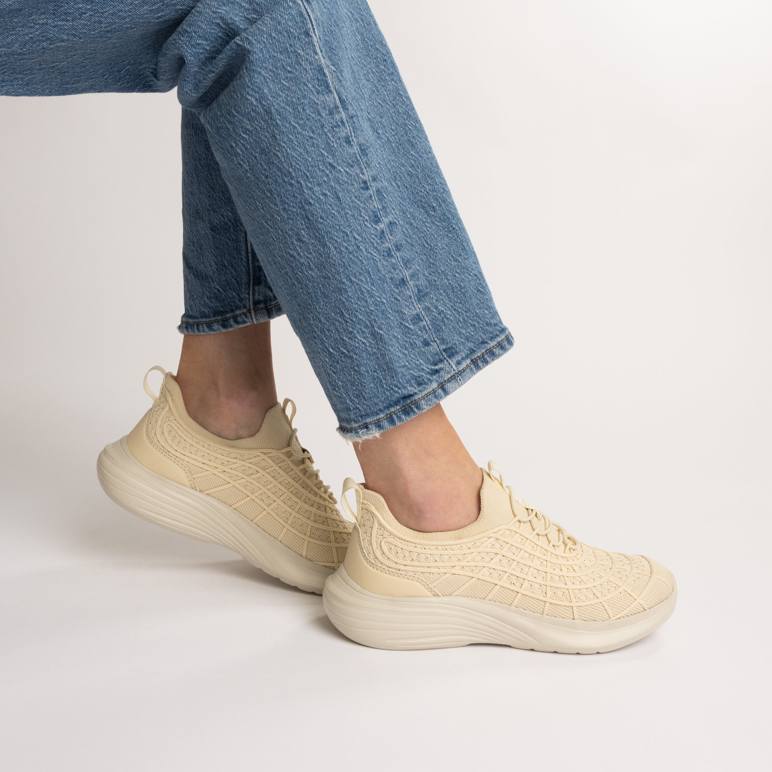 DASHA CASUAL SNEAKERS - Beige Knit