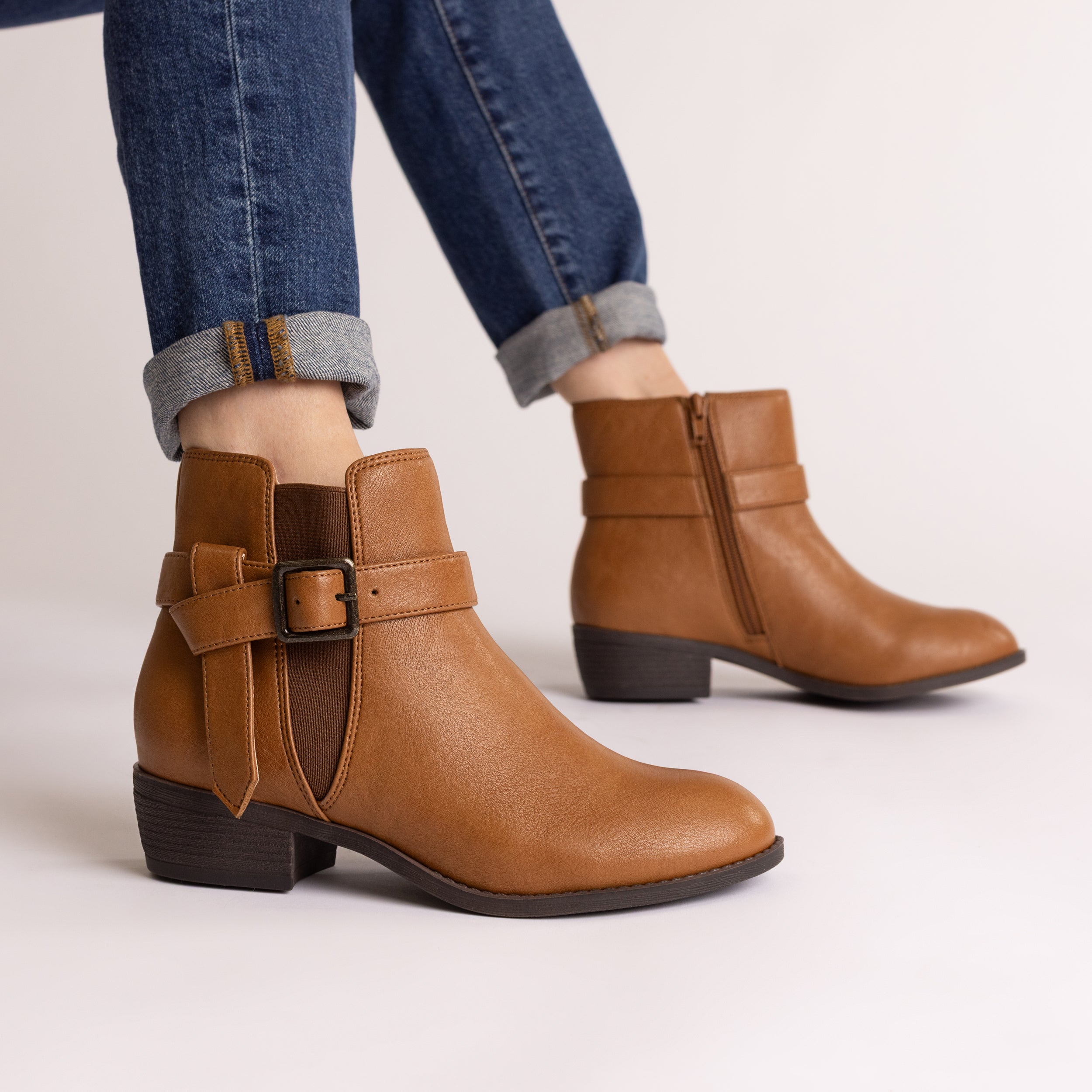 DEVINA ANKLE BOOTIES