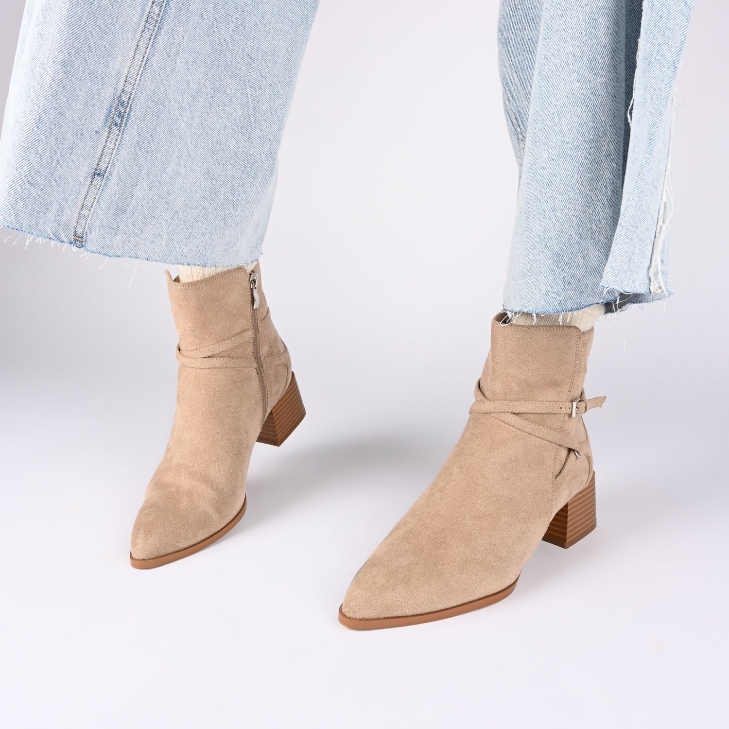 ESTELLE BLOCK HEELED BOOTIES IN VEGAN LEATHER