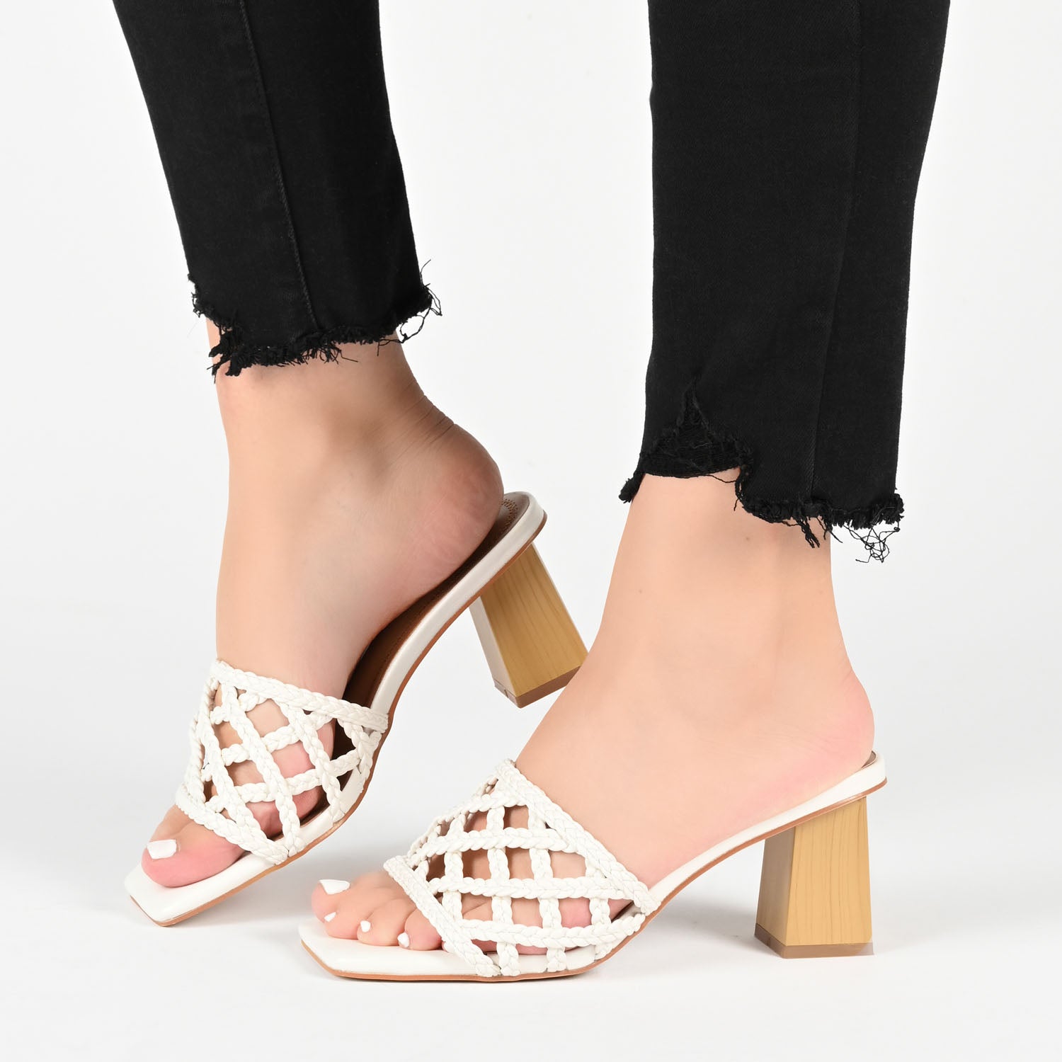 EVVIE HEELED SANDALS IN VEGAN LEATHER