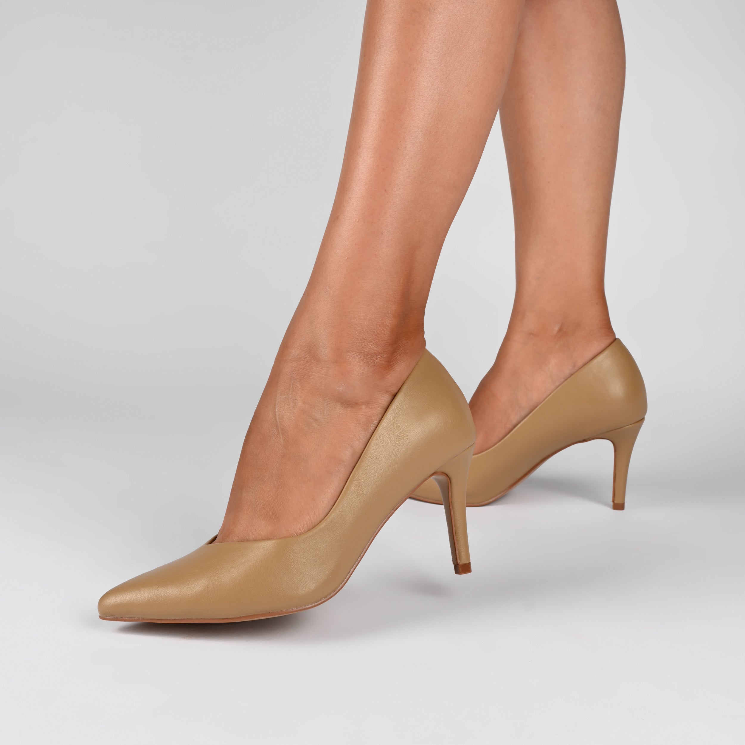 GABRIELLA WARM SHADE STILETTO HEELS IN NARROW - Caramel