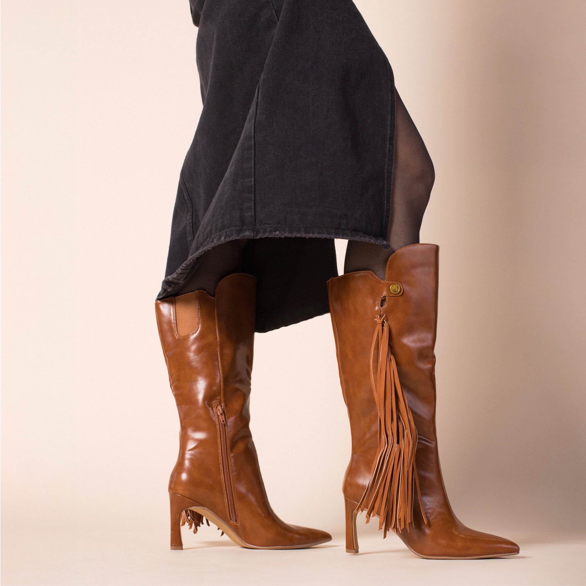 DOLLY KNEE HIGH TASSEL WESTERN BOOTS
