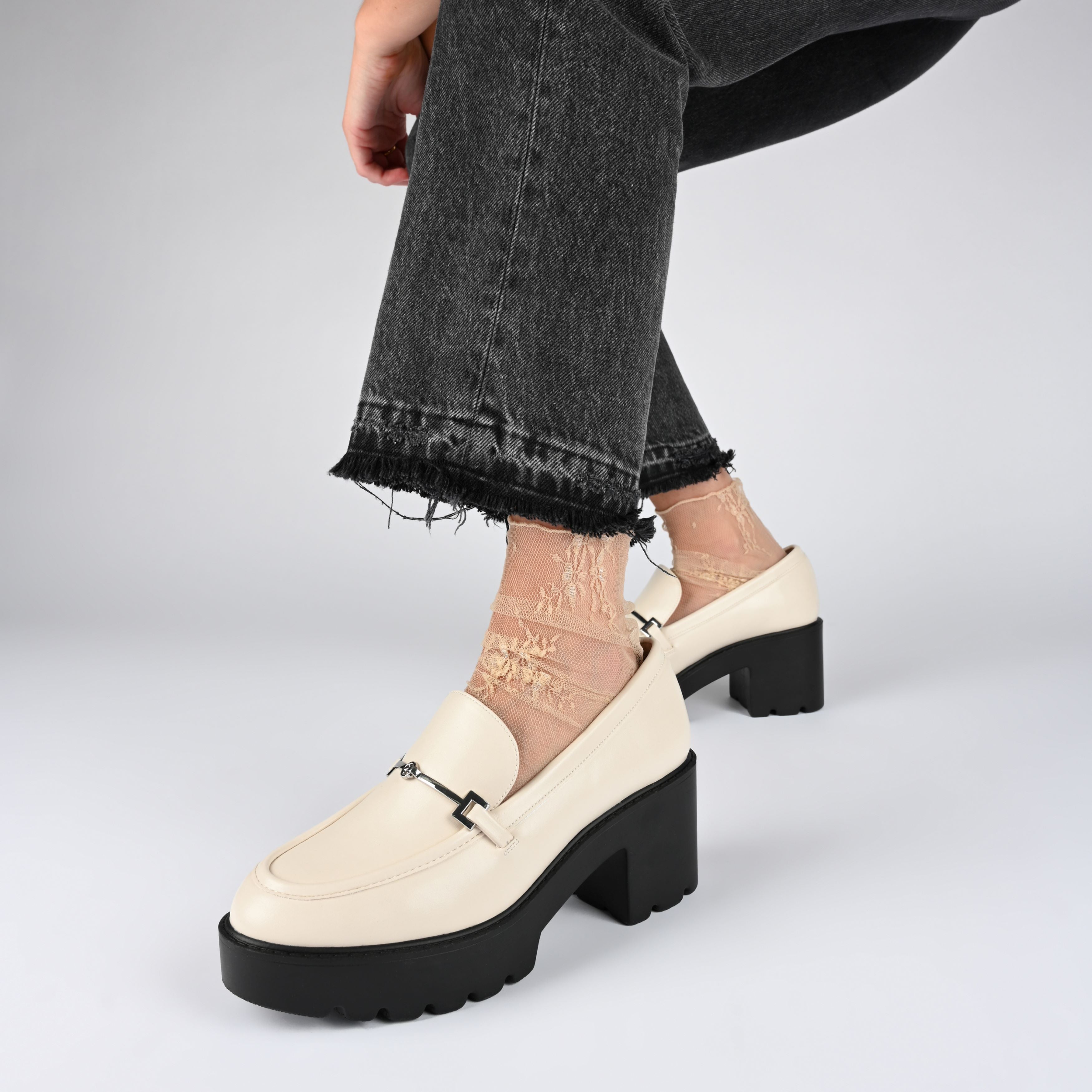 KEZZIAH LOAFER BLOCK HEELS IN VEGAN LEATHER