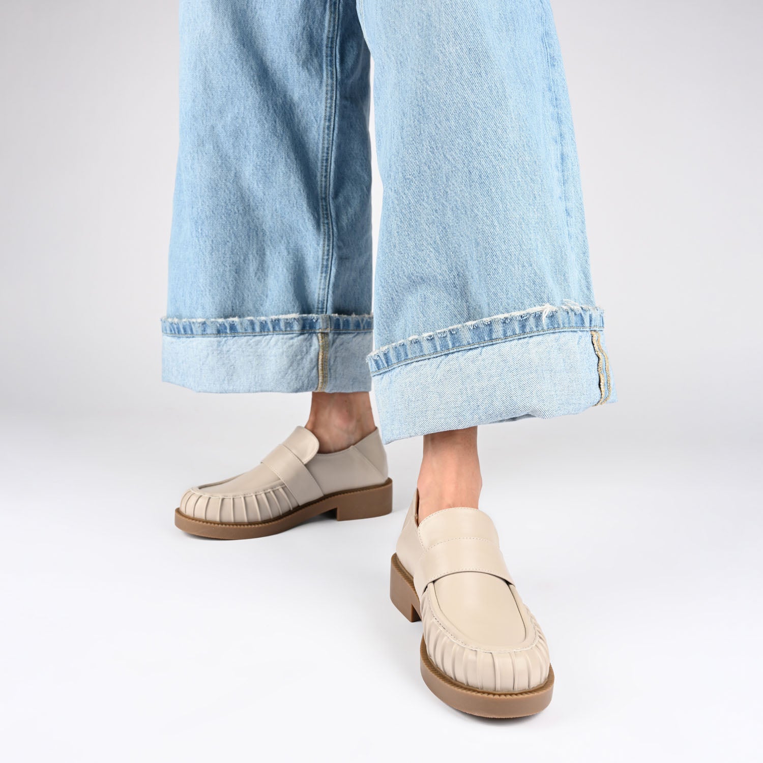 LAKENN RUCHED LOAFER FLAT IN VEGAN LEATHER