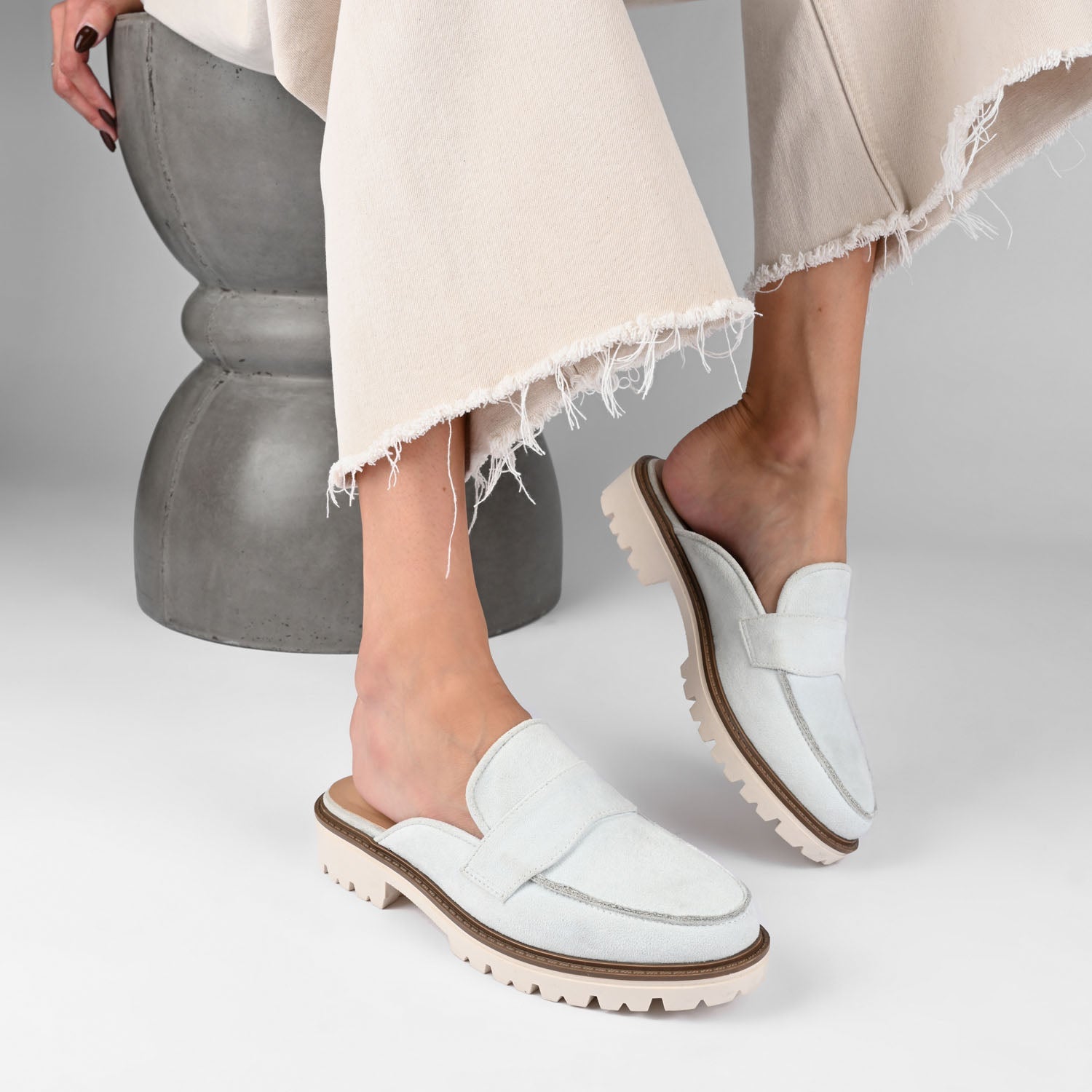 MIYCAH MULED LOAFER FLATS IN FAUX SUEDE - Beige