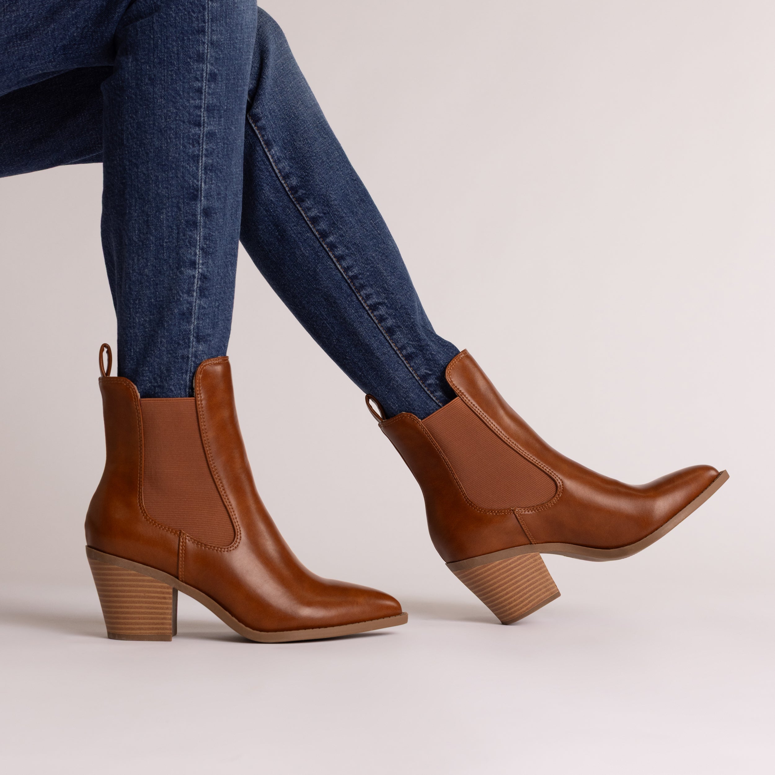 ROSEMARY WESTERN CHELSEA BOOTIES