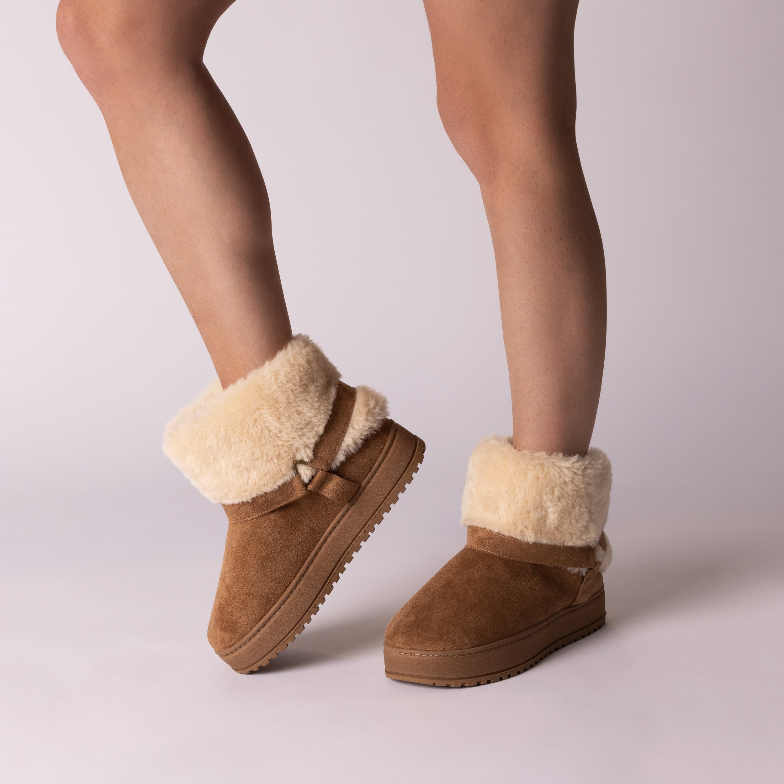 THADA SLIPPER BOOTIE