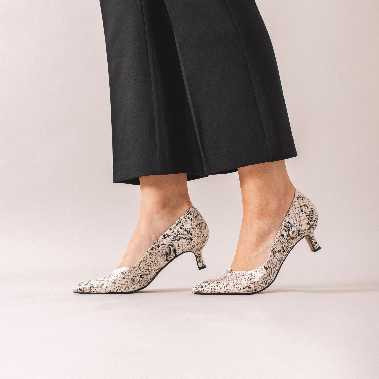 SCYLEE LEATHER STILETTO HEELS IN VEGAN LEATHER IN WIDE