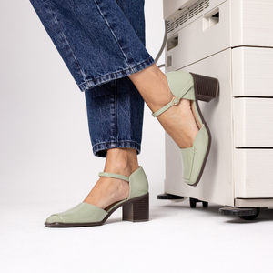 EVANGELINE PATENT HEELS IN WIDE - Patent Green