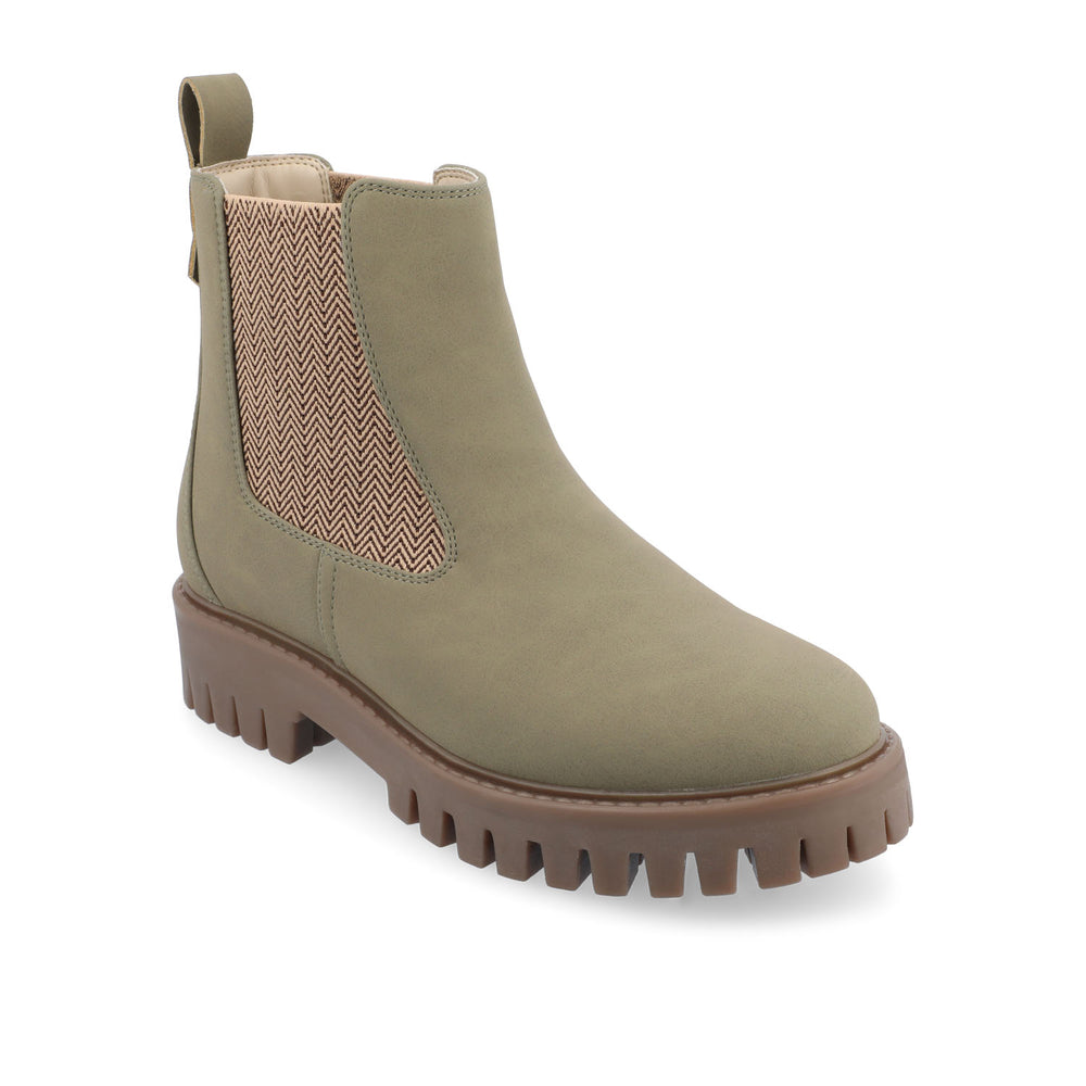 ALARA CHELSEA BOOTS IN FAUX LEATHER