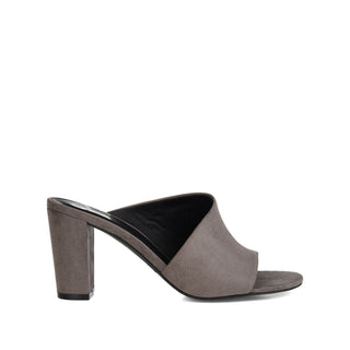 ALLEA BLOCK HEELED MULES IN WIDE