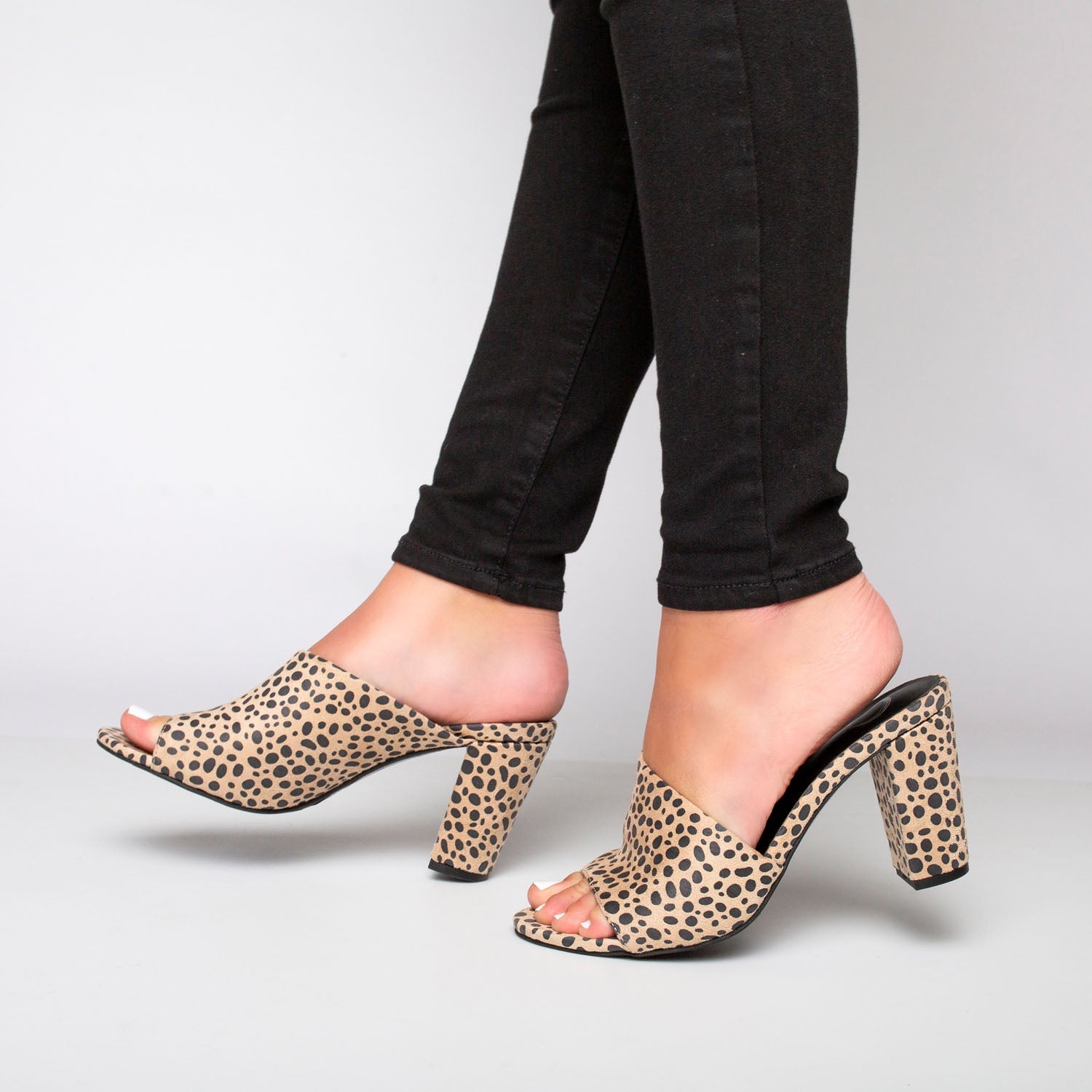 ALLEA BLOCK HEELED MULES IN WIDE - Cheetah Faux Suede 2