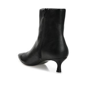 ARELY POINTED TOE BOOTIES IN VEGAN LEATHER - Black PU