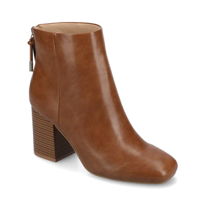 AUDRINA BLOCK HEELED BOOTIES IN VEGAN LEATHER - Cognac PU