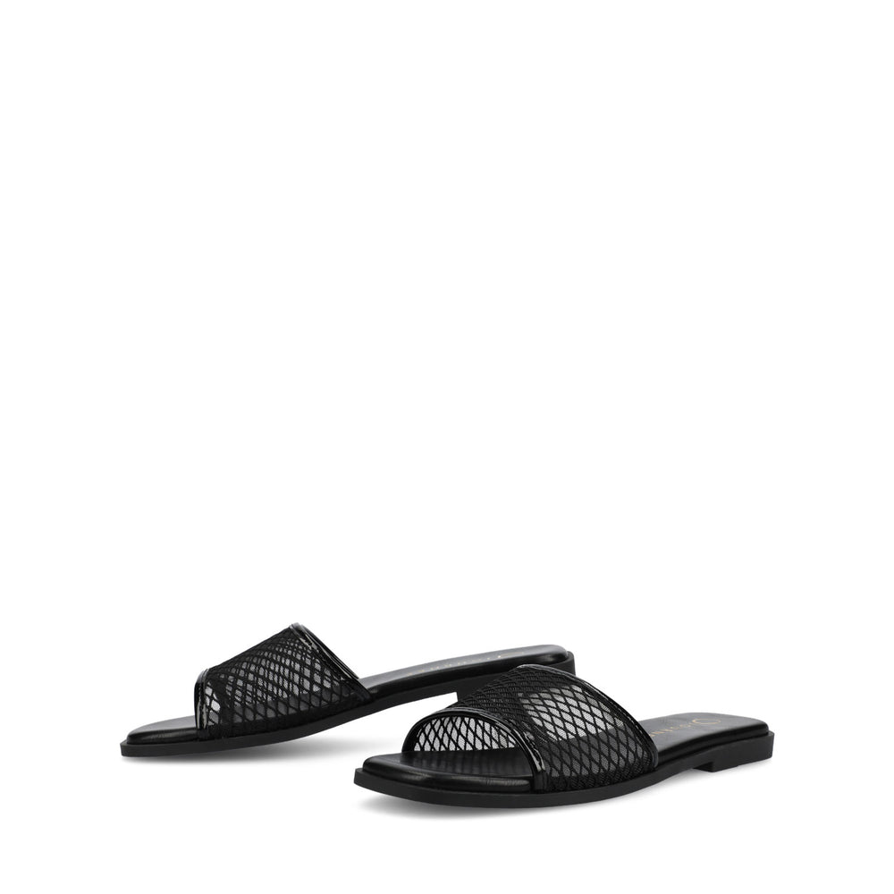 BRECKLEY SLIDE SANDALS IN MESH