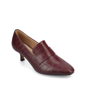 CELINA KITTEN LOAFER HEELS IN CROCO STATEMENT WIDE - Oxblood Nubuck