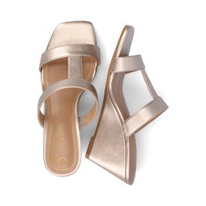 CLODIE WEDGE SANDALS - Champagne