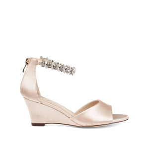 CONNOR STRAPPY WEDGE HEELS IN SATIN - Cream