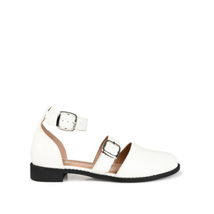 CONSTANCE MARY JANE LOAFER FLAT IN PATENT - Off White