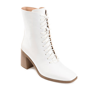 COVVA LACE-UP BOOTIES IN PATENT