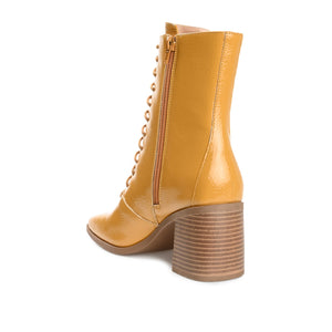 COVVA LACE-UP BOOTIES IN PATENT - Mustard Patent
