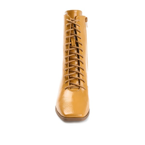 COVVA LACE-UP BOOTIES IN PATENT - Mustard Patent