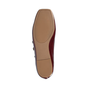 DARLIN STATEMENT FLATS IN WIDE - Crinkle Oxblood