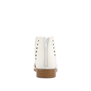 DELILAH GLADIATOR SANDALS IN WIDE - White