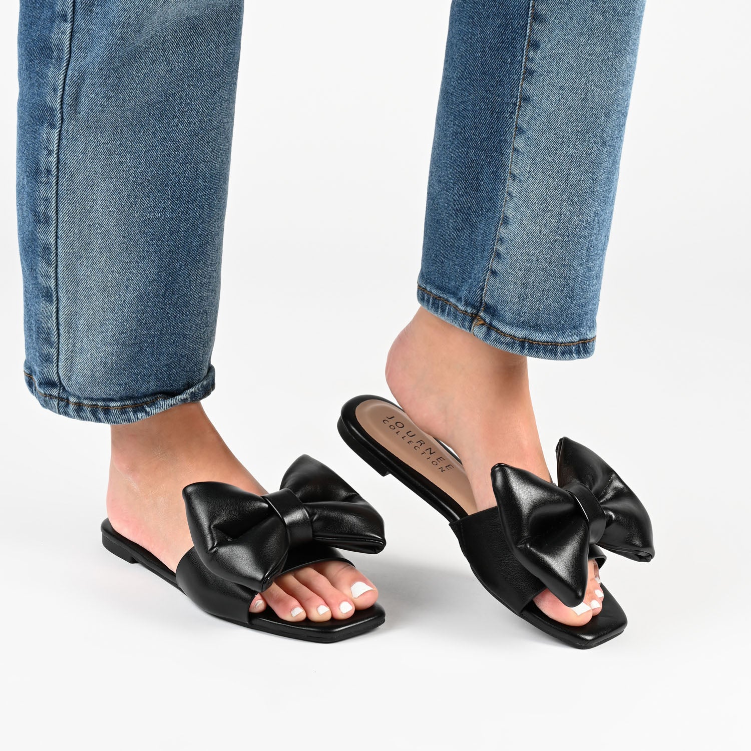 FAYRE PUFFED SLIDE SANDAL IN FAUX LEATHER