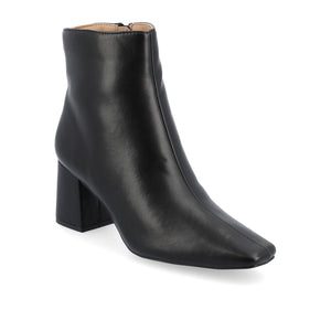 HAYLINN VEGAN LEATHER BOOTIES IN WIDE - Black