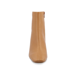 HAYLINN VEGAN LEATHER BOOTIES IN WIDE - Tan PU
