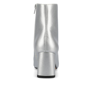 HAYLINN VEGAN LEATHER BOOTIES IN WIDE - Silver PU