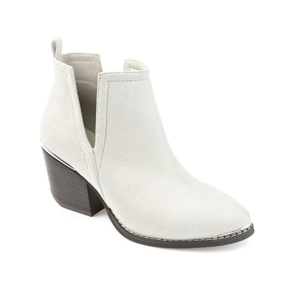 ISSLA CUTOUT BOOTIES IN WIDE