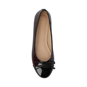 KAIAH CAPTOE BALLET FLATS IN VEGAN LEATHER IN WIDE - Oxblood Patent