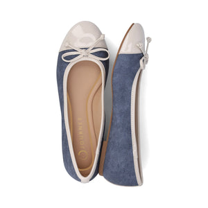 KAIAH CAPTOE BALLET FLATS IN WIDE - Classic Blue Denim