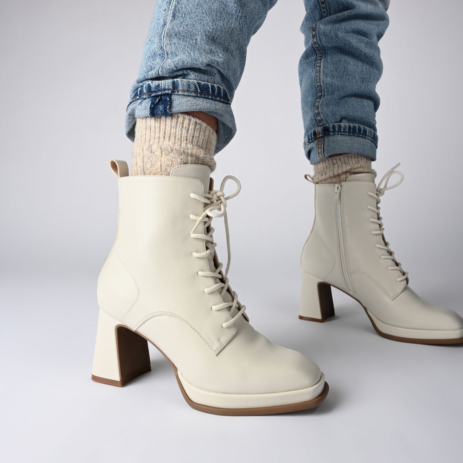 KALINDI LACE-UP BOOTIES IN WIDE - Off White PU