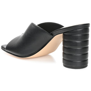 KARAH BLOCK HEELED MULES IN LEATHER - Black