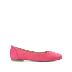KAVN FAUX SUEDE FLATS IN WIDE - Fuchsia