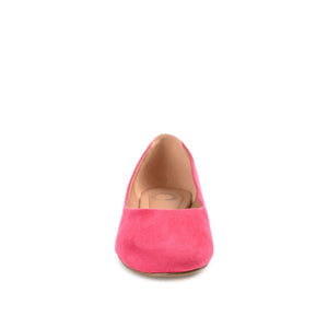 KAVN FAUX SUEDE FLATS IN WIDE - Fuchsia