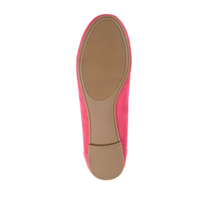 KAVN FAUX SUEDE FLATS IN WIDE - Fuchsia