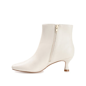 KELSSA POINTED TOE BOOTIES IN WIDE - Bone