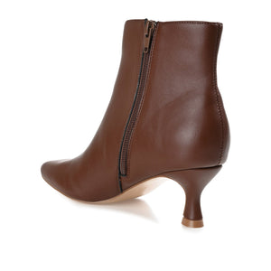 KELSSA POINTED TOE BOOTIES IN VEGAN LEATHER - Brown