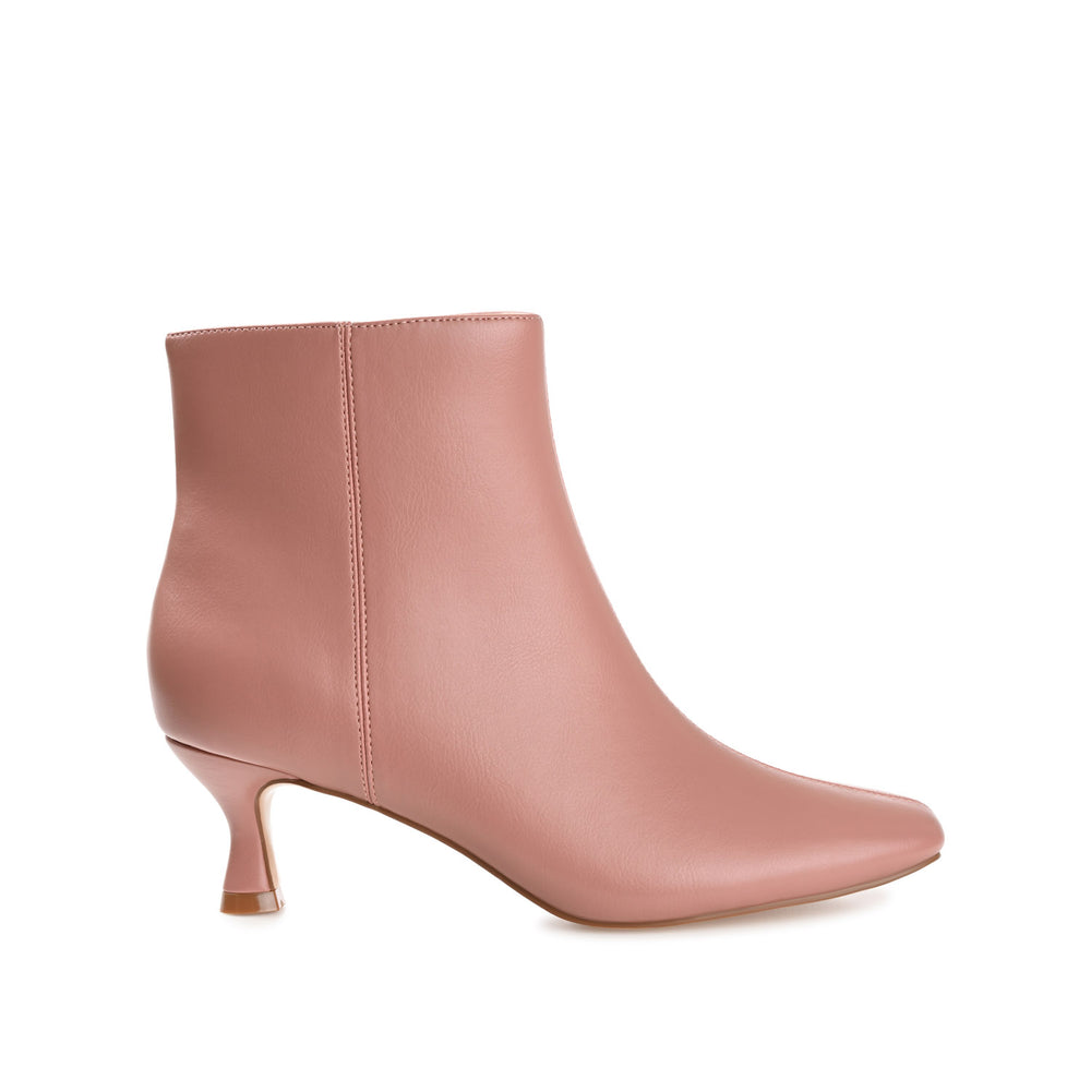 KELSSA POINTED TOE BOOTIES IN FAUX LEATHER