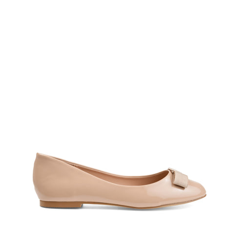 KIM ROUND TOE BALLET FLATS IN PATENT