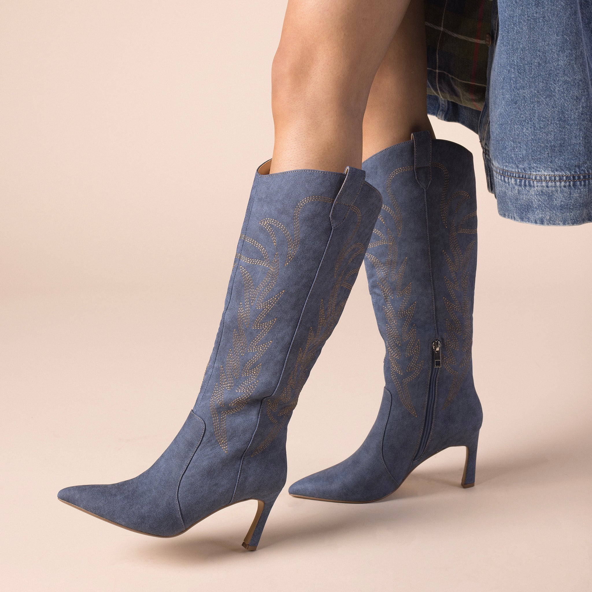 LARAMIE KNEE HIGH WESTERN BOOTS - Denim