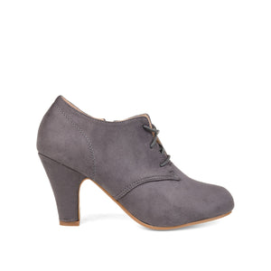 LEONA LACE-UP BOOTIES IN WIDE - Grey